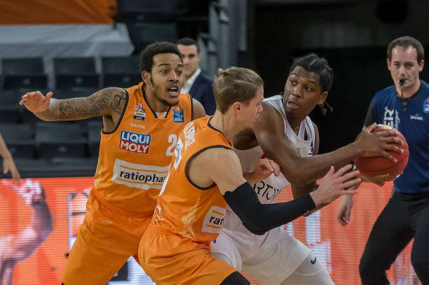 据上的冲击 据上的冲击