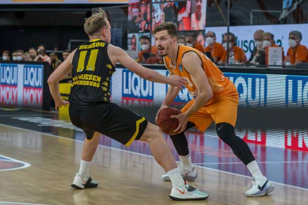 们反复回味 们反复回味