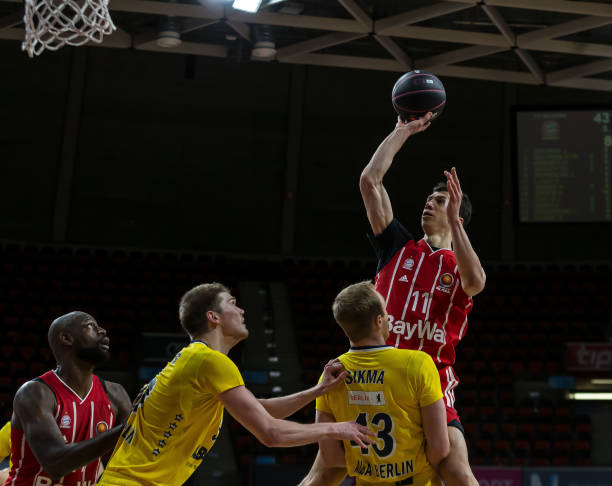 暂时攀升至 暂时攀升至