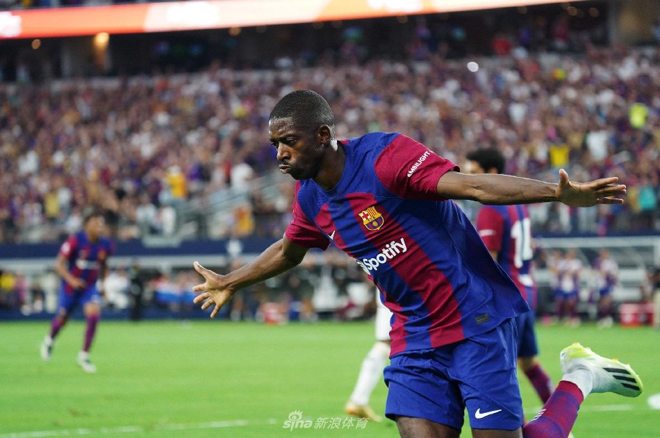 与他的个人 与他的个人