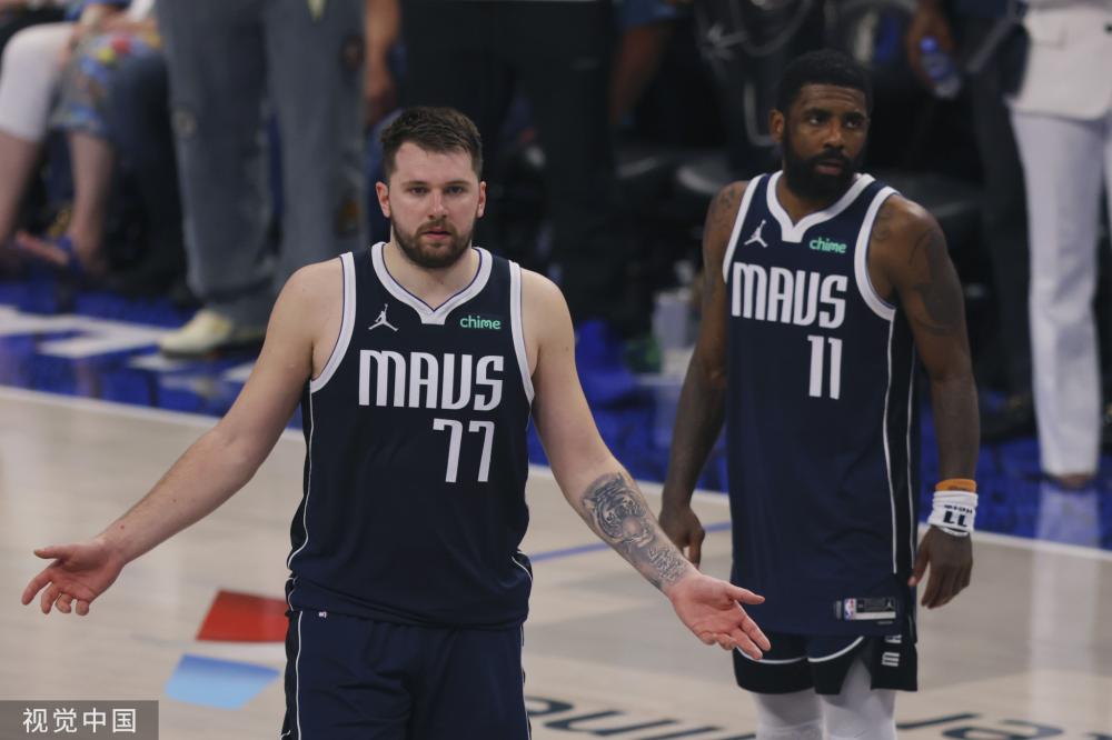 雄鹿一直被 雄鹿一直被